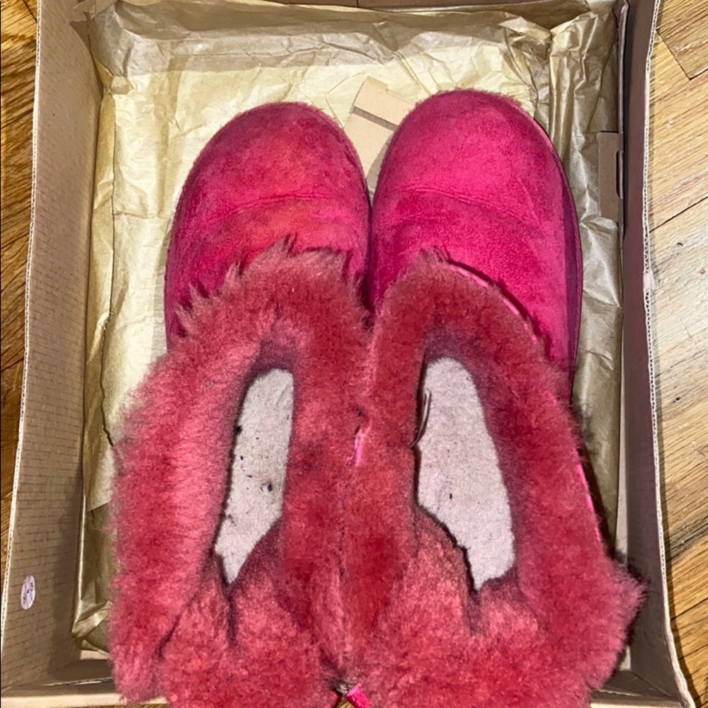 Pink uggs - Picture 4 of 5